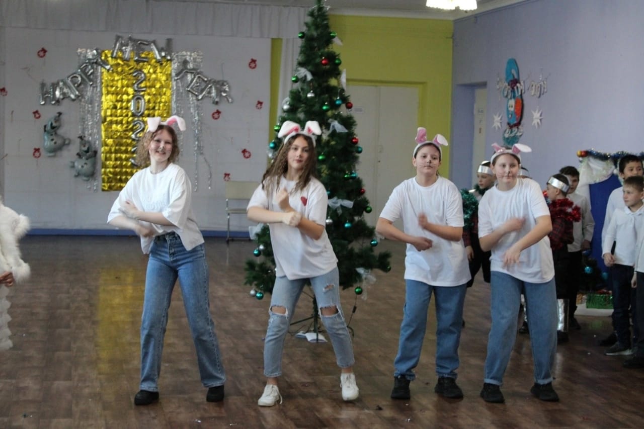 teatr8.jpg